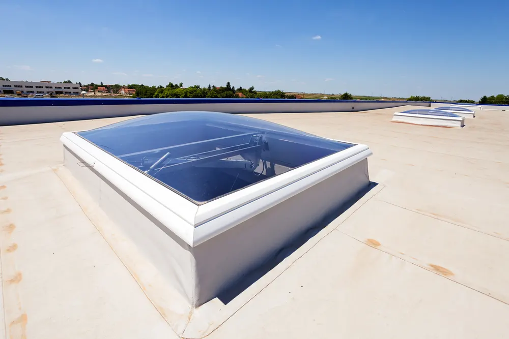Roof skylight on a flat roof